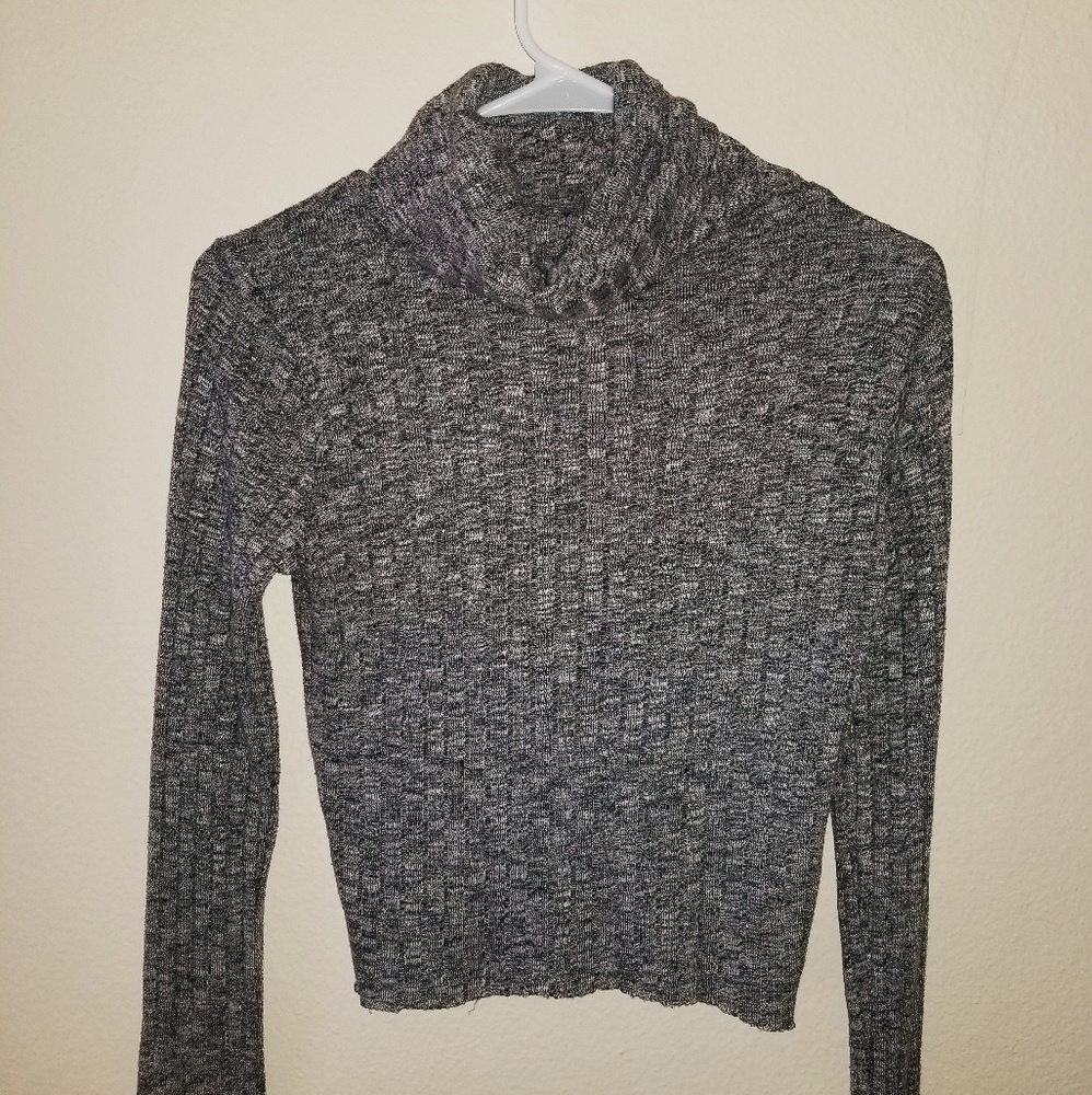 Women's Crop Top Turtle Neck Long Sleeve